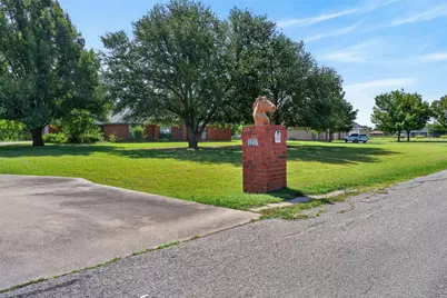 1217 Sharondale Drive, Crowley, TX 76036 - Photo 5