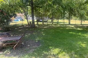 4205 Hickory Tree Rd, Balch Springs, TX 75180 - Photo 3