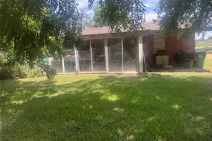 4205 Hickory Tree Rd, Balch Springs, TX 75180 - Photo 13