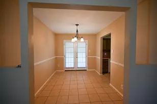 209 Brook Cir, Krum, TX 76249 - Photo 5