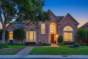 4911 Holly Tree Dr, Dallas, TX 75287 - Photo 3