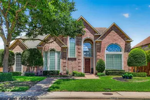 4911 Holly Tree Dr, Dallas, TX 75287 - Photo 3