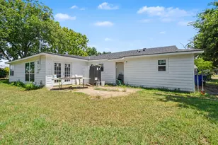 3623 Castle Hills Dr, Dallas, TX 75241 - Photo 5