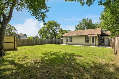 403 E 2nd Street, Arlington, TX 76010 - Photo 11