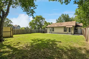 403 E 2nd St, Arlington, TX 76010 - Photo 11