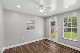 403 E 2nd St, Arlington, TX 76010 - Photo 7