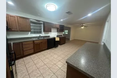 704 Clebud Drive, Euless, TX 76040 - Photo 3