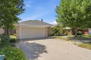 104 Adams Dr, Crowley, TX 76036 - Photo 1