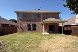 1421 Sparrow Dr, Little Elm, TX 75068 - Photo 5
