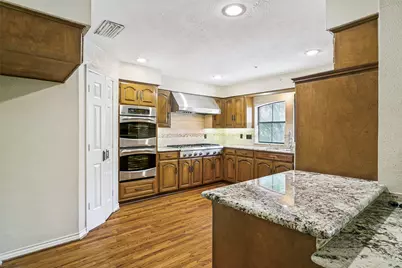 3617 Hidalgo Street, Irving, TX 75062 - Photo 9