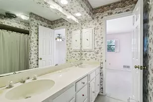 3617 Hidalgo St, Irving, TX 75062 - Photo 19