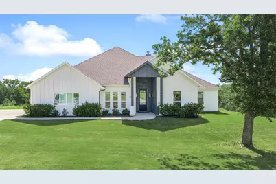 180 Lucky Ridge Lane, Boyd, TX 76023 - Photo 1