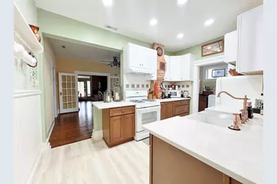828 W 8th Street, Dallas, TX 75208 - Photo 9