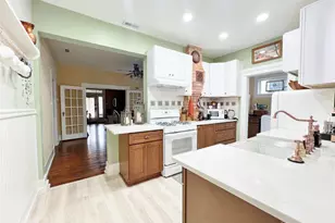828 W Eighth St, Dallas, TX 75208 - Photo 9