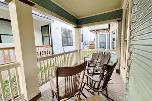 828 W Eighth St, Dallas, TX 75208 - Photo 3