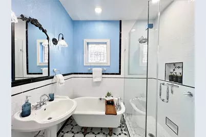 828 W 8th Street, Dallas, TX 75208 - Photo 17