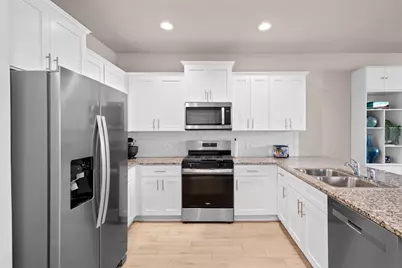 4812 Sparkling Pathway, Haltom City, TX 76117 - Photo 9