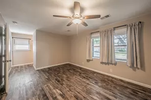 612 Bayless Dr, Euless, TX 76040 - Photo 17