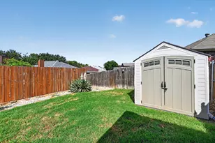 5440 Trout Creek Ct, Watauga, TX 76137 - Photo 25