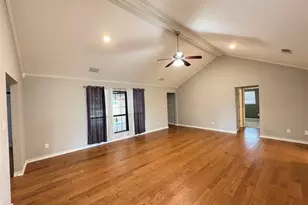 10694 Rose Garden Ct, McKinney, TX 75072 - Photo 3