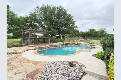 10694 Rose Garden Court, McKinney, TX 75072 - Photo 15