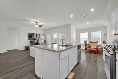 702 Pearl Way, Arlington, TX 76002 - Photo 7