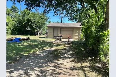 8814 Spaugh Court, White Settlement, TX 76108 - Photo 3