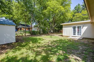 312 Gardenia Ct, Burleson, TX 76028 - Photo 19