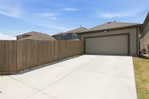 4712 Alliance St, Haltom City, TX 76117 - Photo 37