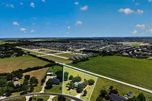 104 Royal Park Ln, Waxahachie, TX 75165 - Photo 3