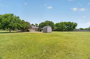 104 Royal Park Ln, Waxahachie, TX 75165 - Photo 35