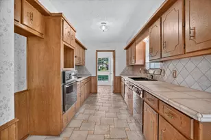 104 Royal Park Ln, Waxahachie, TX 75165 - Photo 17