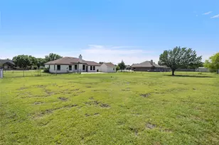 105 Dustin Dr, Fate, TX 75189 - Photo 29