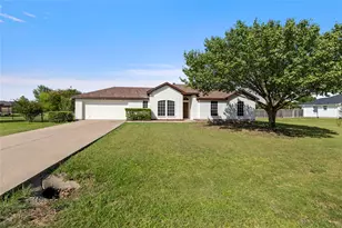 105 Dustin Dr, Fate, TX 75189 - Photo 1