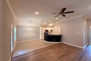 127 Frank St, Greenville, TX 75402 - Photo 5