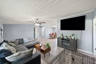 212 SE County Road 3048A, Corsicana, TX 75109 - Photo 3