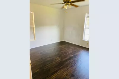 718 Crescent Street, Denton, TX 76201 - Photo 5