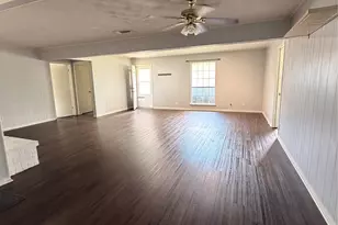 718 Crescent St, Denton, TX 76201 - Photo 3