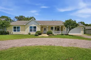 103 Seminole Dr, Gainesville, TX 76240 - Photo 3