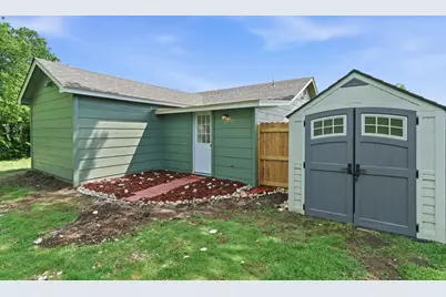 8816 Spaugh Court, White Settlement, TX 76108 - Photo 5