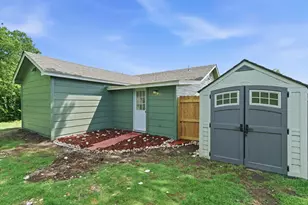 8816 Spaugh Ct, White Settlement, TX 76108 - Photo 5