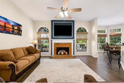 521 Palm Desert Drive, Garland, TX 75044 - Photo 17