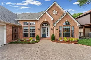 521 Palm Desert Dr, Garland, TX 75044 - Photo 5