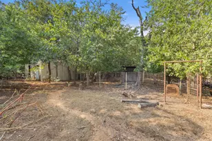 488 Co Rd 217, Collinsville, TX 76233 - Photo 19