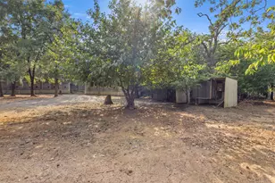 488 Co Rd 217, Collinsville, TX 76233 - Photo 17