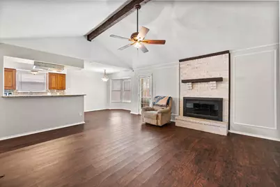 806 Wind Brooke Drive, Arlington, TX 76001 - Photo 9