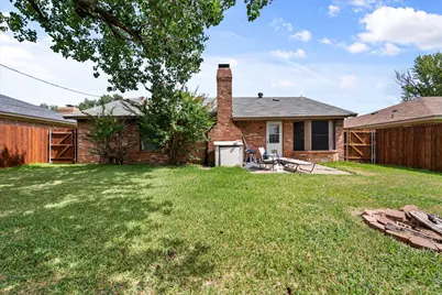 806 Wind Brooke Drive, Arlington, TX 76001 - Photo 23