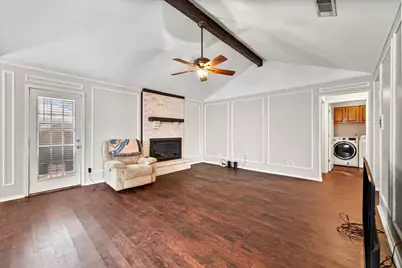 806 Wind Brooke Drive, Arlington, TX 76001 - Photo 11