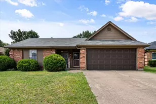 806 Wind Brooke Dr, Arlington, TX 76001 - Photo 1