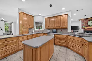 5611 Fm 2494, Athens, TX 75751 - Photo 11